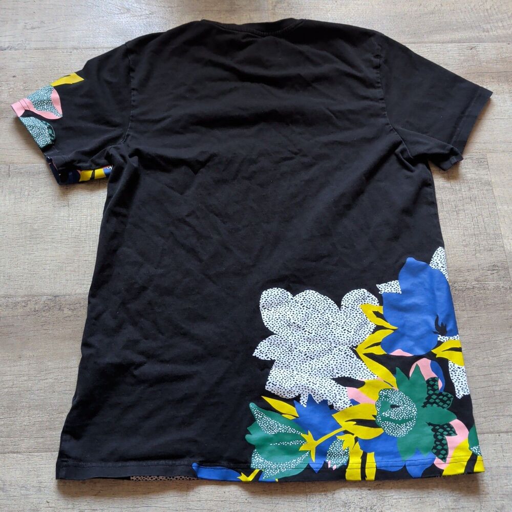 Boyfriend Tee Adidas Her Studio Limited Edition Size XS EUC Black Floral - Picture 3 of 7